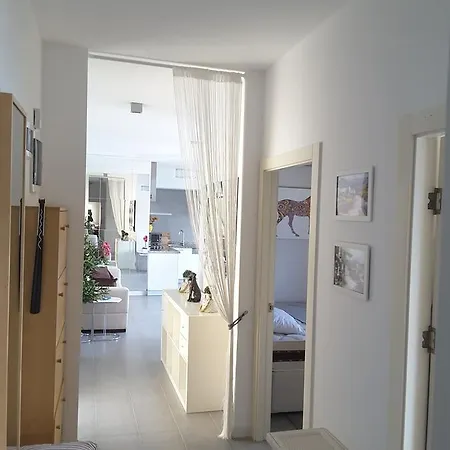 Luxury Waterfront With Private Beach Apartment